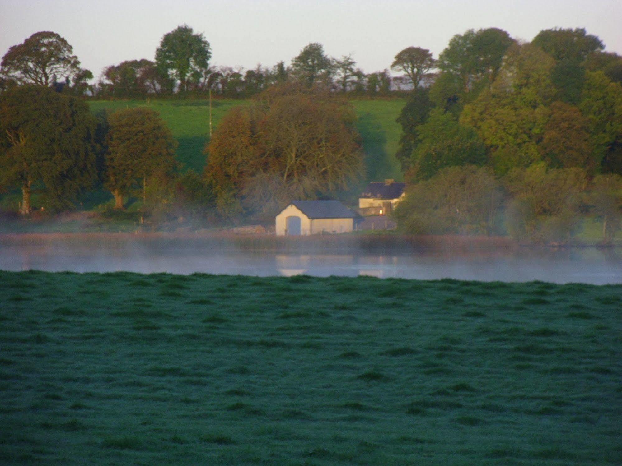 Lake Avenue House Ballyconnell  Exteriör bild